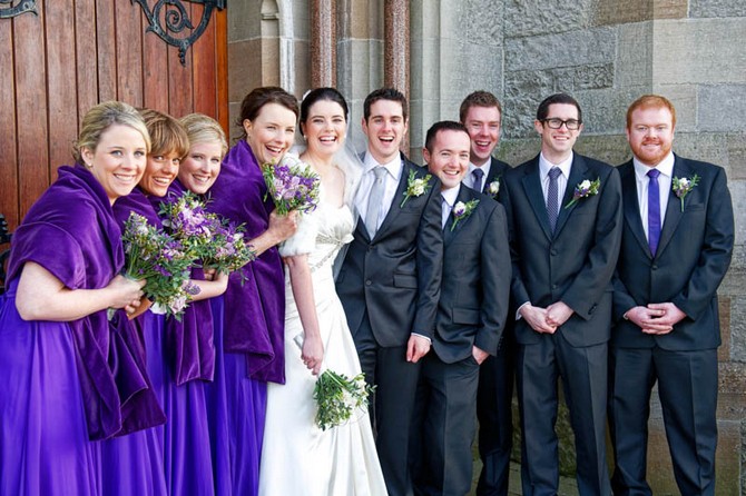 group wedding photo guests 